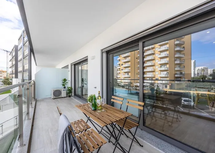 Sweet Escape アパート ポルティマン